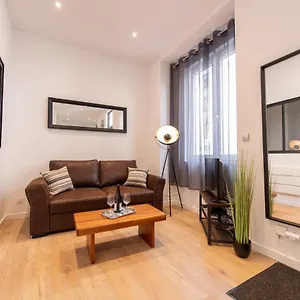 Kasa Loft Centre 2 - Wifi Et Tv - Confortable Et Stationnement Gratuit à Proximité Appartement